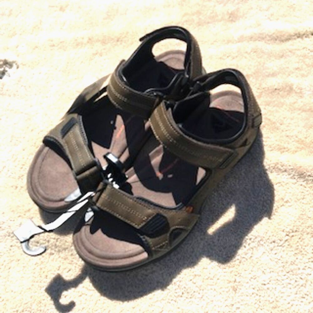 Size: 11 . Double Strap Outdoor Sandals . George . New w/Tags